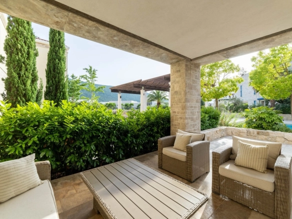 Trosoban stan 179 m² – Kumbor, Herceg Novi — fotografija 18