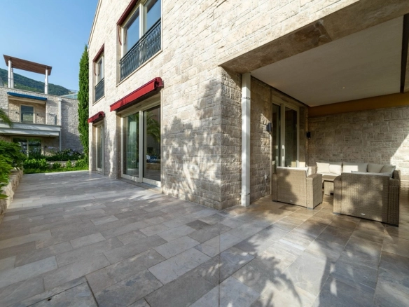 Trosoban stan 179 m² – Kumbor, Herceg Novi — fotografija 19