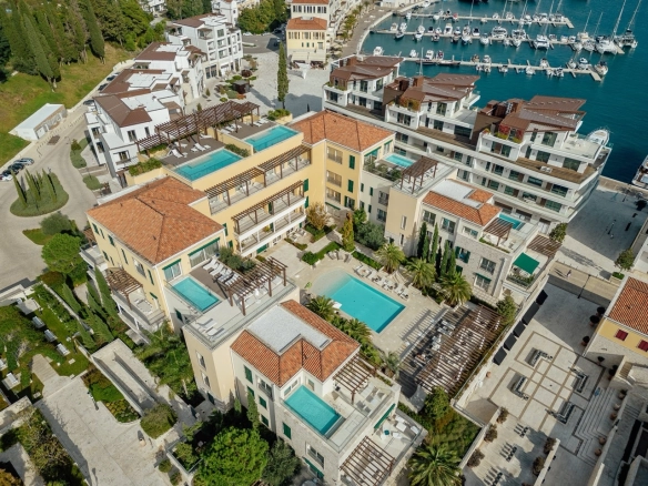 Dvosoban stan 290 m² – Kumbor, Herceg Novi — fotografija 2
