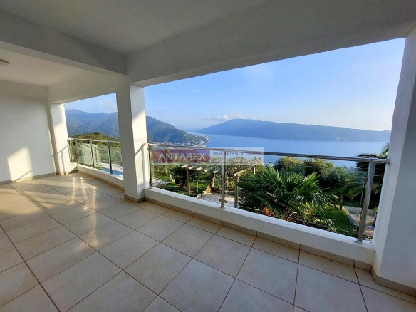 Dvosoban stan 93 m² – Podi, Herceg Novi — fotografija 8