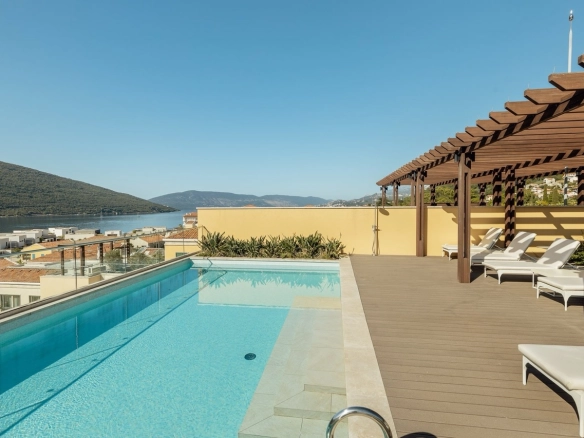 Dvosoban stan 290 m² – Kumbor, Herceg Novi — fotografija 18