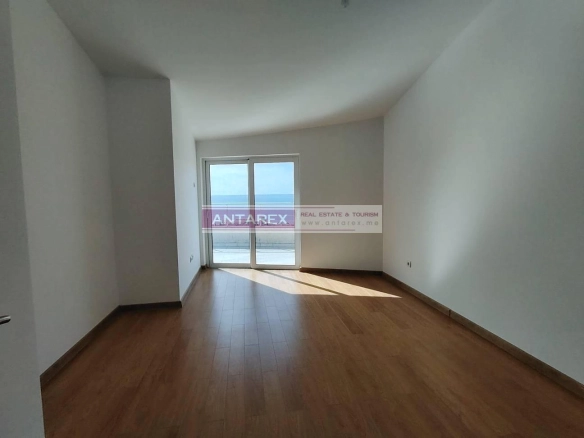 Trosoban stan 170 m² – Petrovac, Budva — fotografija 6
