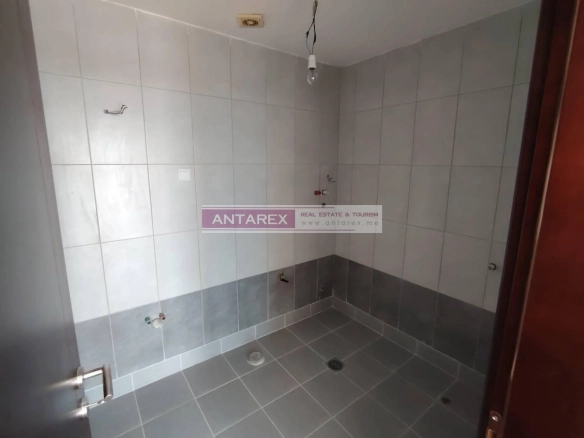 Trosoban stan 170 m² – Petrovac, Budva — fotografija 9