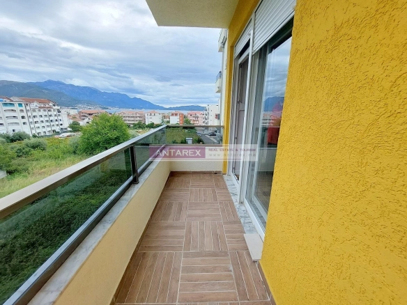 Izdavanje: Dvosoban stan 45 m² – Bijela, Herceg Novi — fotografija 6