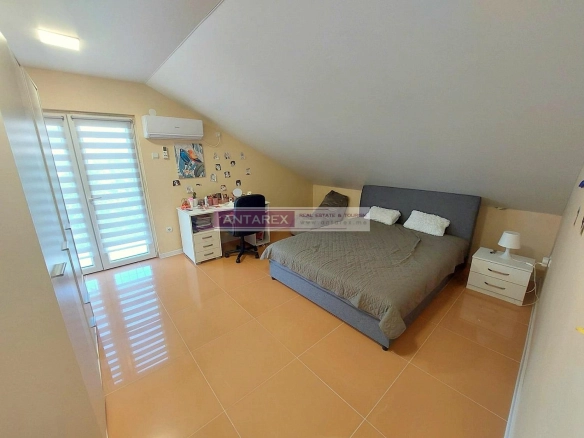 Dvosoban stan 90 m² – Tivat — fotografija 9