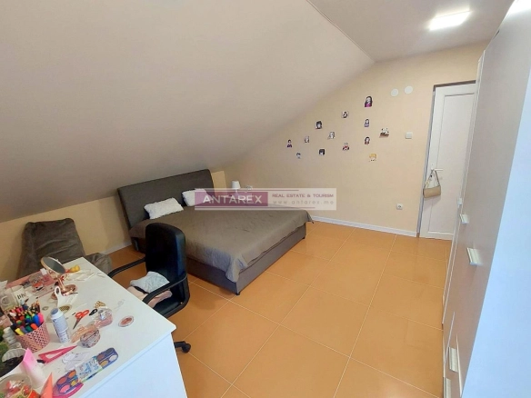 Dvosoban stan 90 m² – Tivat — fotografija 10