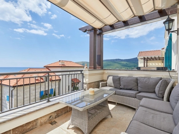 Dvosoban stan 106 m² – Radovići, Tivat — fotografija 18