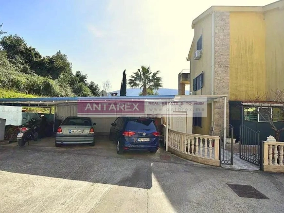 Trosoban stan 120 m² – Đenovići, Herceg Novi — fotografija 13