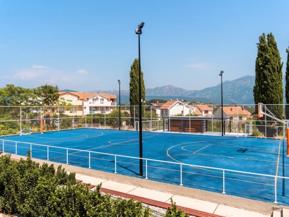 Dvosoban stan 84 m² – Radovići, Tivat — fotografija 13