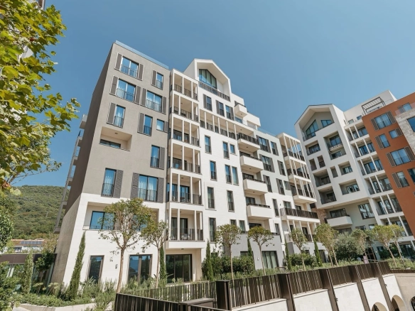 Trosoban stan 199 m² – Tivat — fotografija 2