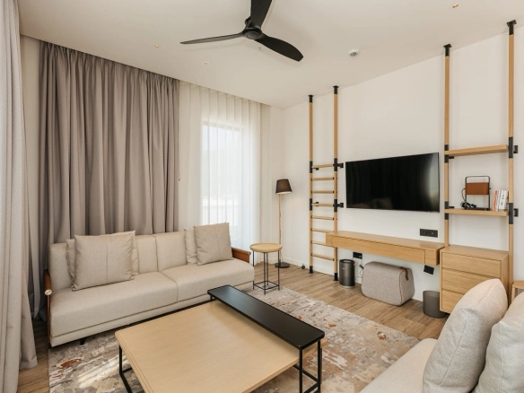 Trosoban stan 199 m² – Tivat — fotografija 3