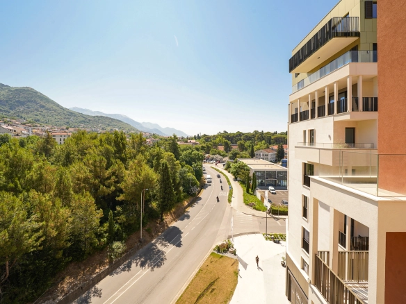 Dvosoban stan 91 m² – Tivat — fotografija 10