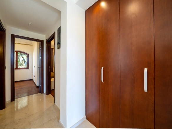 Dvosoban stan 86 m² – Petrovac, Budva — fotografija 15