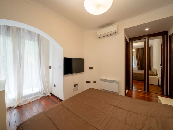 Dvosoban stan 86 m² – Petrovac, Budva — fotografija 19