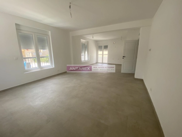 Dvosoban stan 85 m² – Igalo, Herceg Novi — fotografija 10