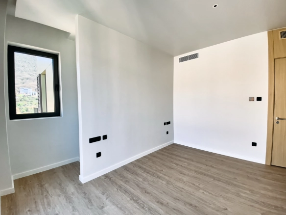 Dvosoban stan 102 m² – Tivat — fotografija 11