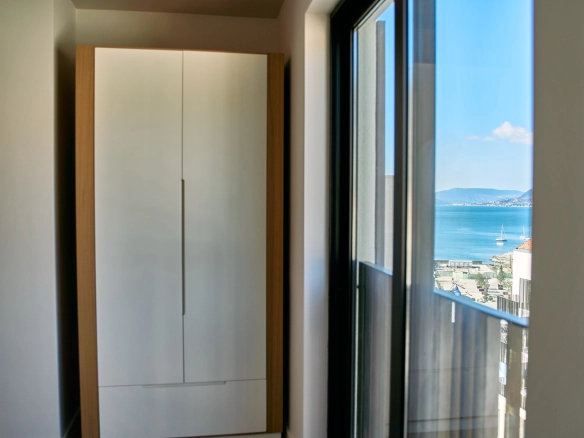 Dvosoban stan 102 m² – Tivat — fotografija 13