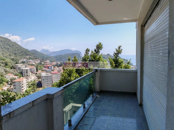 Dvosoban stan 137 m² – Petrovac, Budva — fotografija 6