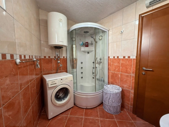 Dvosoban stan 69 m² – Bečići, Budva — fotografija 8