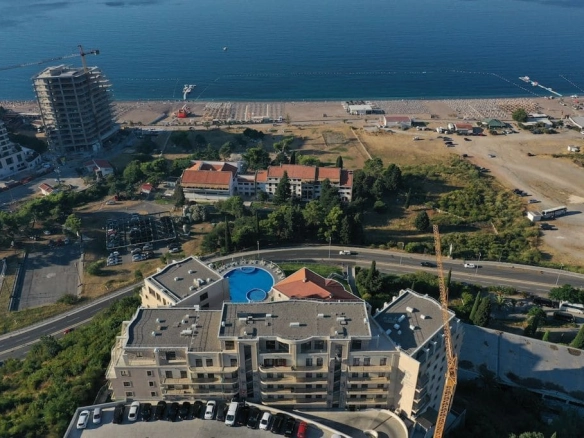 Izdavanje: Jednosoban stan 58 m² – Bečići, Budva — fotografija 14