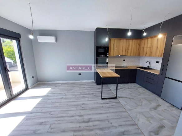 Dvosoban stan 61 m² – Bijela, Herceg Novi — fotografija 3