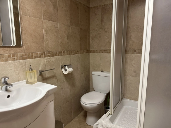 Izdavanje: Jednosoban stan 47 m² – Bečići, Budva — fotografija 3