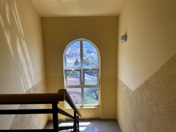 Izdavanje: Jednosoban stan 47 m² – Bečići, Budva — fotografija 4
