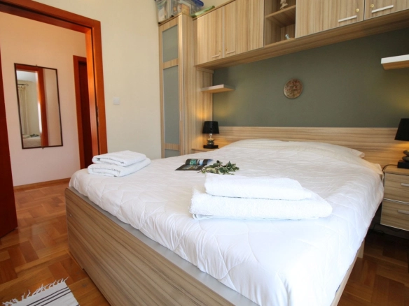 Izdavanje: Jednosoban stan 47 m² – Bečići, Budva — fotografija 6