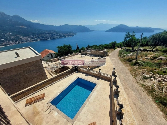 Kuća 252 m² – Herceg Novi — fotografija 2