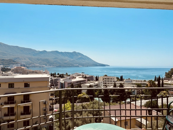 Izdavanje: Jednosoban stan 47 m² – Bečići, Budva — fotografija 10