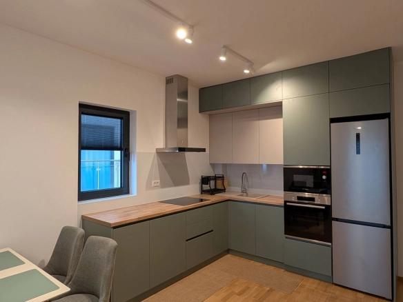 Izdavanje: Dvosoban stan 58 m² – Bečići, Budva — fotografija 14
