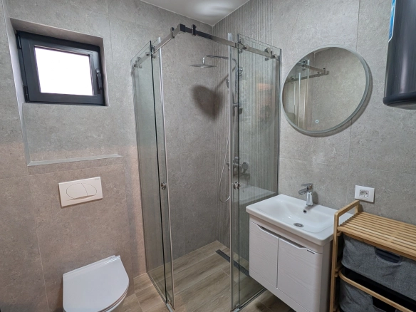 Izdavanje: Dvosoban stan 58 m² – Bečići, Budva — fotografija 19