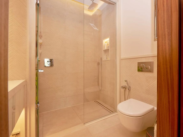 Dvosoban stan 135 m² – Tivat — fotografija 4