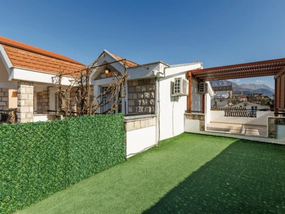 Kuća 234 m² – Tivat — fotografija 13