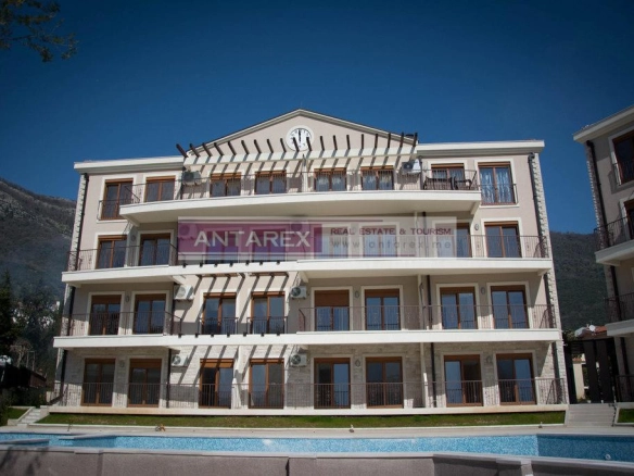 Trosoban stan 141 m² – Baošići, Herceg Novi — fotografija 12