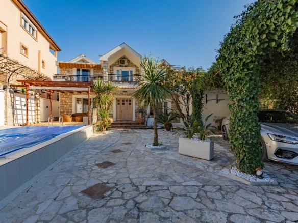 Kuća 234 m² – Tivat — fotografija 20
