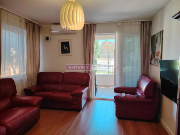 Trosoban stan 121 m² – Petrovac, Budva — fotografija 2