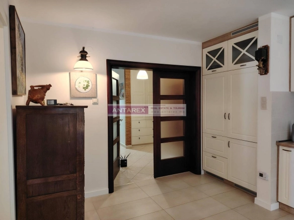 Trosoban stan 121 m² – Petrovac, Budva — fotografija 13