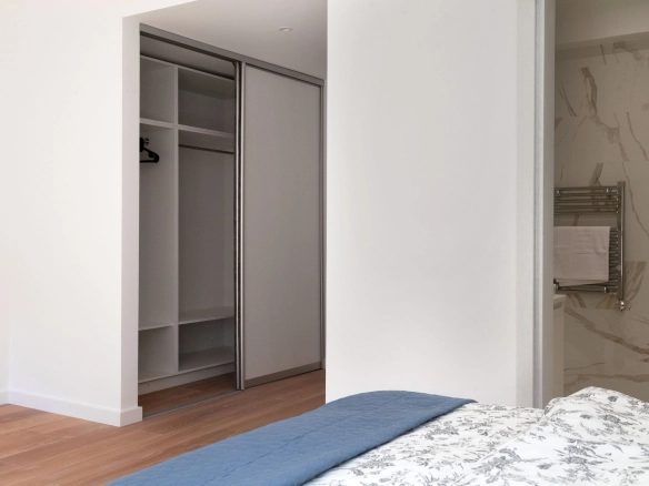 Četvorosoban stan 253 m² – Kotor — fotografija 14
