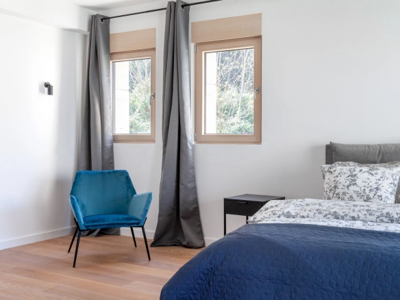 Četvorosoban stan 253 m² – Kotor — fotografija 19