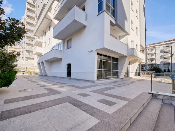 Trosoban stan 181 m² – Budva — fotografija 3