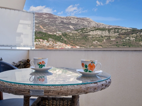 Trosoban stan 181 m² – Budva — fotografija 4