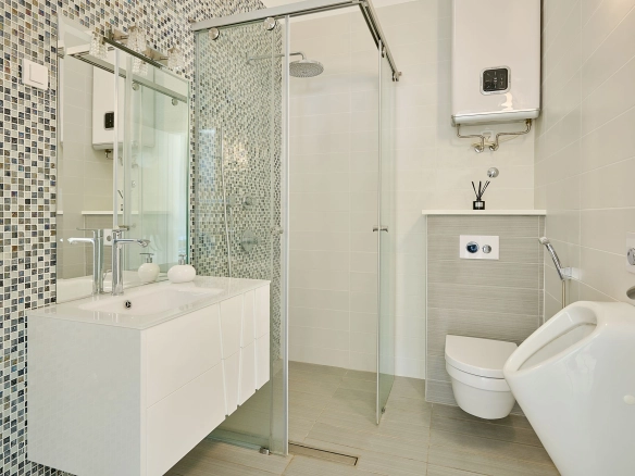 Trosoban stan 181 m² – Budva — fotografija 10