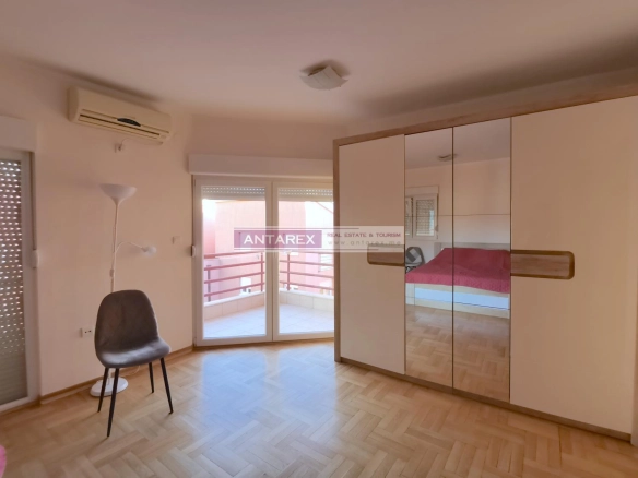 Četvorosoban stan 156 m² – Petrovac, Budva — fotografija 8