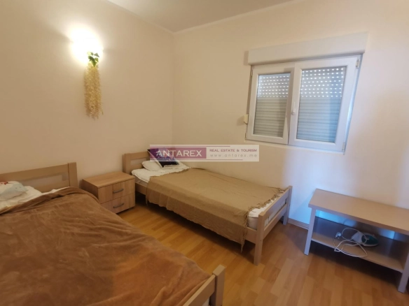 Četvorosoban stan 156 m² – Petrovac, Budva — fotografija 10