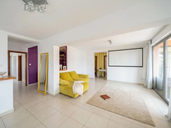 Trosoban stan 111 m² – Bečići, Budva — fotografija 14