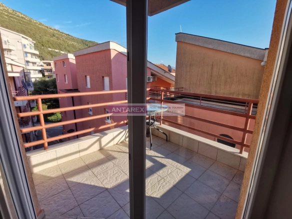 Četvorosoban stan 156 m² – Petrovac, Budva — fotografija 16