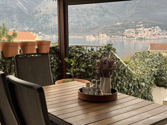 Dvosoban stan 74 m² – Dobrota, Kotor — fotografija 12