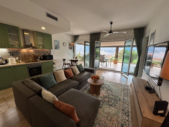 Dvosoban stan 74 m² – Dobrota, Kotor — fotografija 17