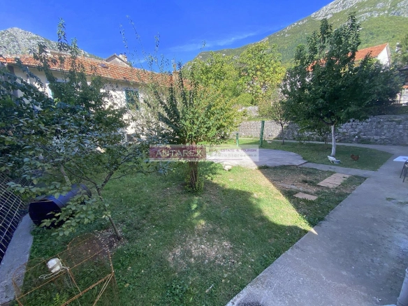 Kuća 302 m² – Risan, Kotor — fotografija 12